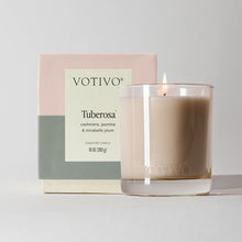 Load image into Gallery viewer, Tuberosa Signature Candle