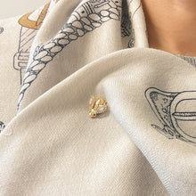 Load image into Gallery viewer, Crystal Bee Brooch Set