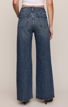 Load image into Gallery viewer, The Stunner Mid Rise Wide Leg