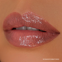 Load image into Gallery viewer, Glow Getter Hydrating Lip Oil