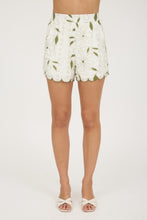 Load image into Gallery viewer, Floral Scallop Hem Shorts