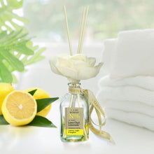 Load image into Gallery viewer, Medium Floral Diffuser