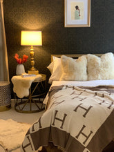 Load image into Gallery viewer, H Cozy Blanket