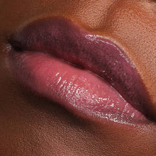 Load image into Gallery viewer, Glow Getter Hydrating Lip Oil