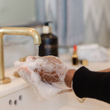 Load image into Gallery viewer, Fresh Linen Hand Soap