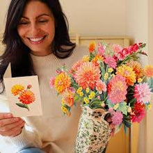 Load image into Gallery viewer, Dahlia Sunrise Pop-Up Bouquet Card
