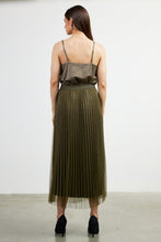 Load image into Gallery viewer, Savannah Shimmer Skirt - Olive
