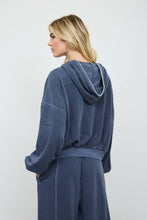 Load image into Gallery viewer, Cropped Kangaroo Pouch Sweatshirt - Navy
