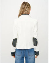 Load image into Gallery viewer, The Clarissa Blazer - Ivory
