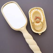 Load image into Gallery viewer, Detangler Hair Brush for Thick Hair - Tan
