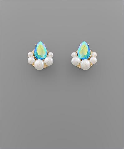 Teardrop Pearl Stud
