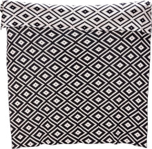 Load image into Gallery viewer, Black &amp; Cream Diamond Throw
