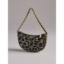 Load image into Gallery viewer, Leo Leopard Handheld Bag
