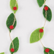Load image into Gallery viewer, Garland - Berry Leaves
